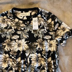 Abercrombie and fitch men’s tee